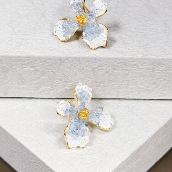 Floral Earrings, Flower Stud Earrings, Crystal Earrings, Gold Statement earrings - Picture 6 of 10